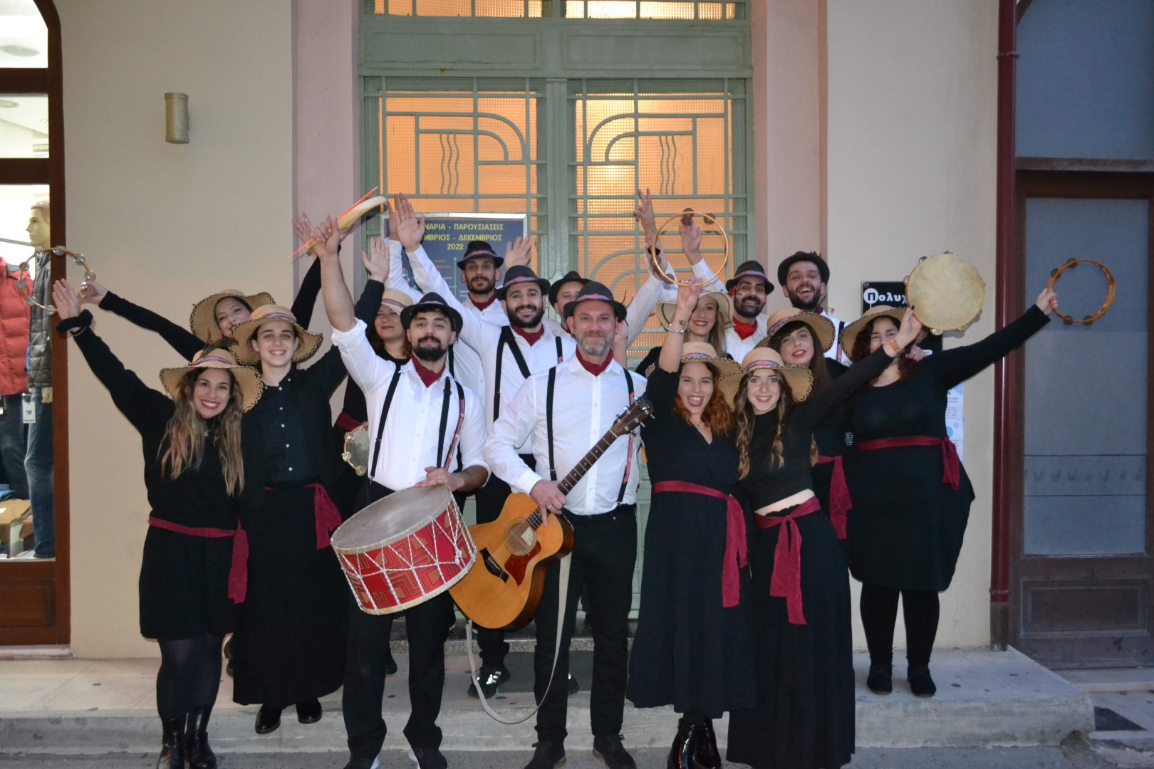 Συναυλία από τους Τροβαδούρους του Ήλιου